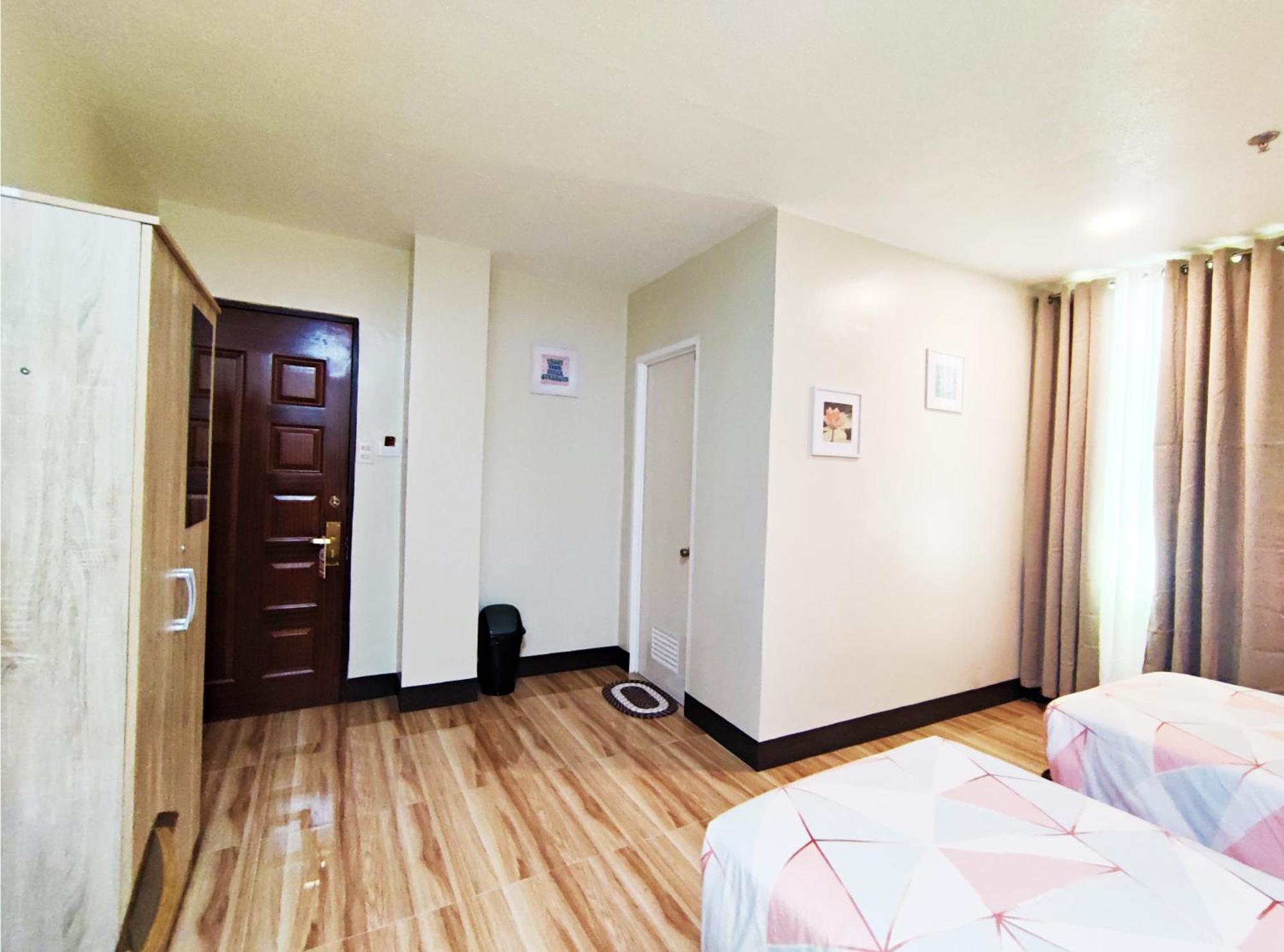 B&J Guesthouse And Tours Ταγκμπιλαράν Εξωτερικό φωτογραφία